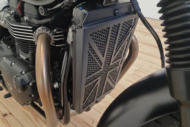TRIUMPH Speed Twin 900 GOLD LINE