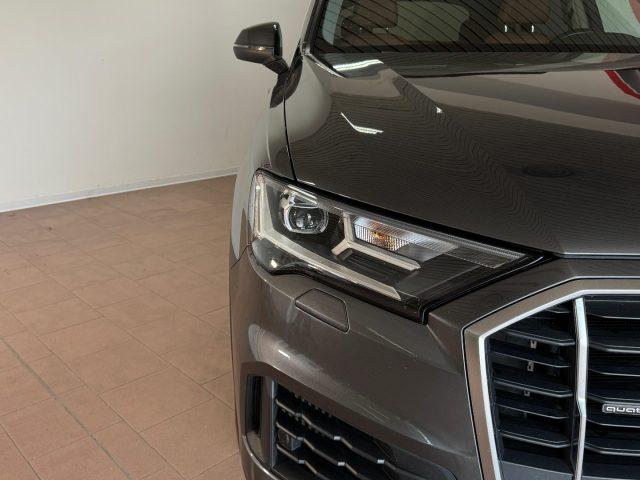 AUDI Q7 55TFSIe Business, Tetto, Pelle,Plug-in,Unicoprop.