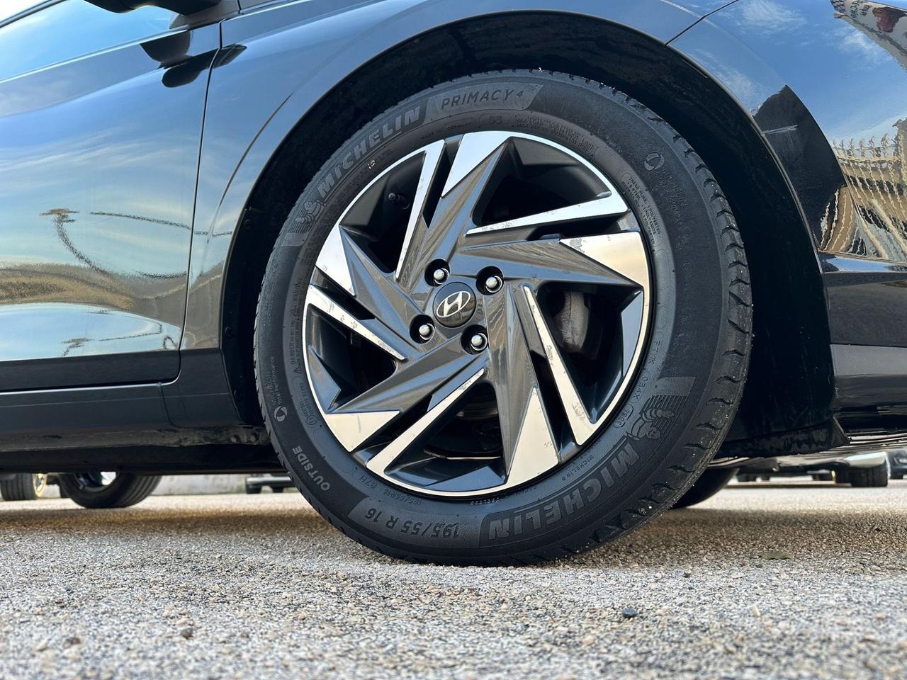 Hyundai i20 2020 1.2 84CV 5 Connectline STUPENDA