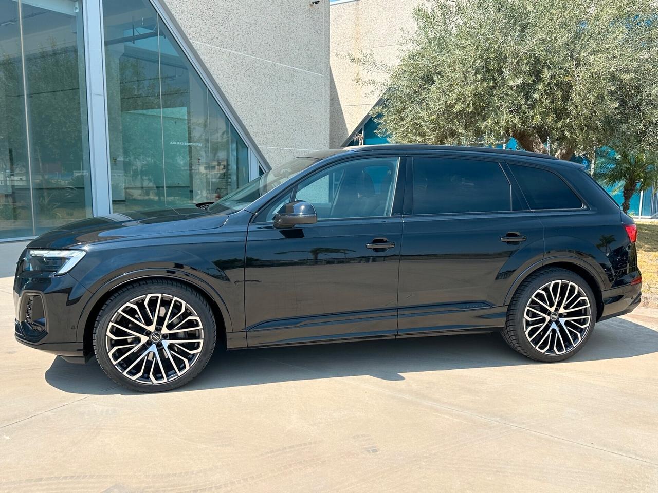 Audi Q7 45 Tdi 7 posti Sline quattro SUPER OFFERTA T-STOCK