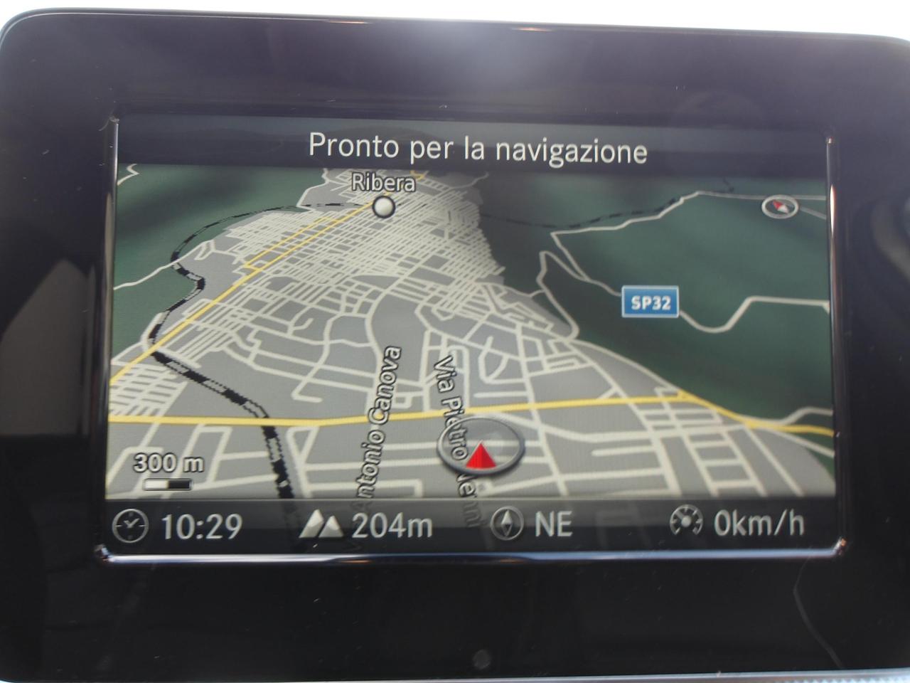 Mercedes GLA 200 d (cdi) Sport auto *TETTO APRIBILE*