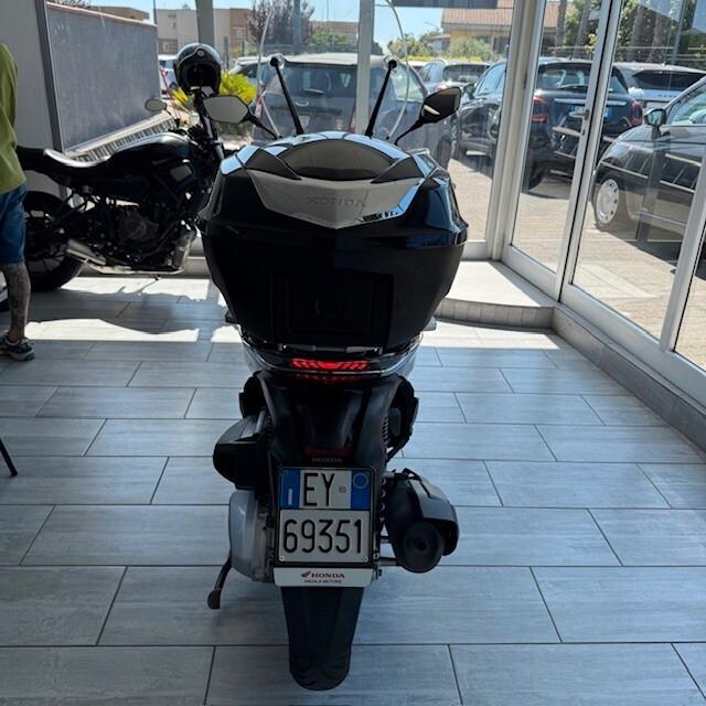 Honda SH 350