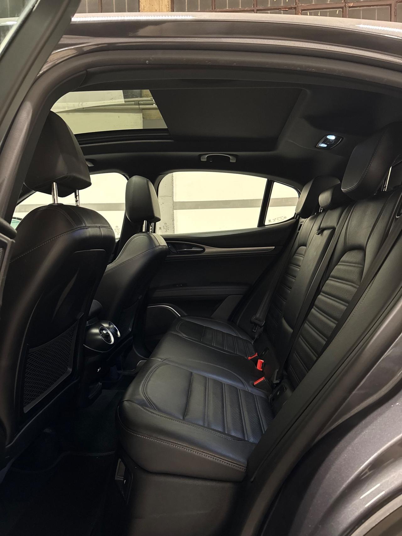 Alfa Romeo Stelvio 2.2 Turbodiesel 210 CV AT8 Q4 Super