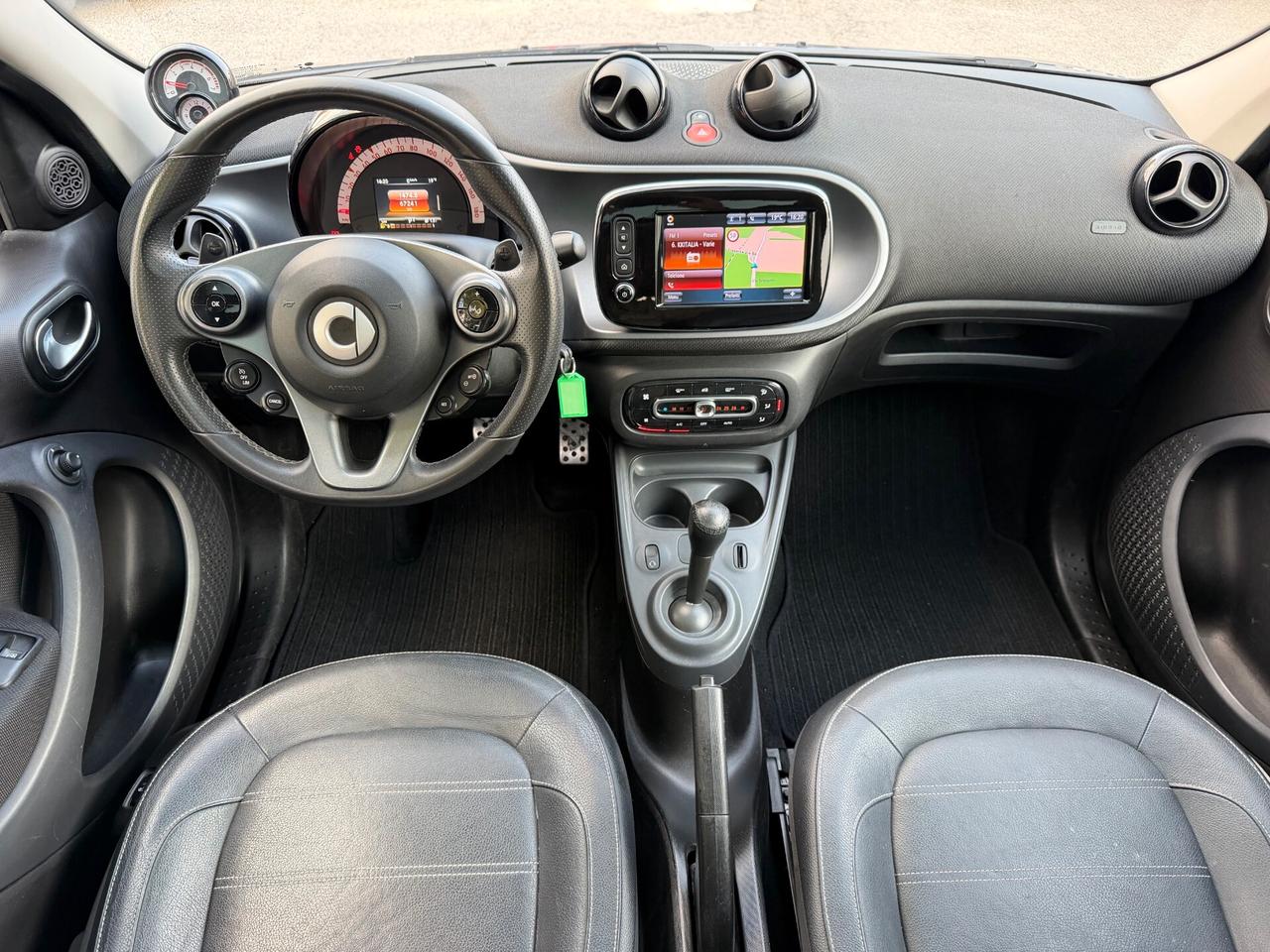 Smart ForFour 90 0.9 Turbo twinamic Prime LED TETTO