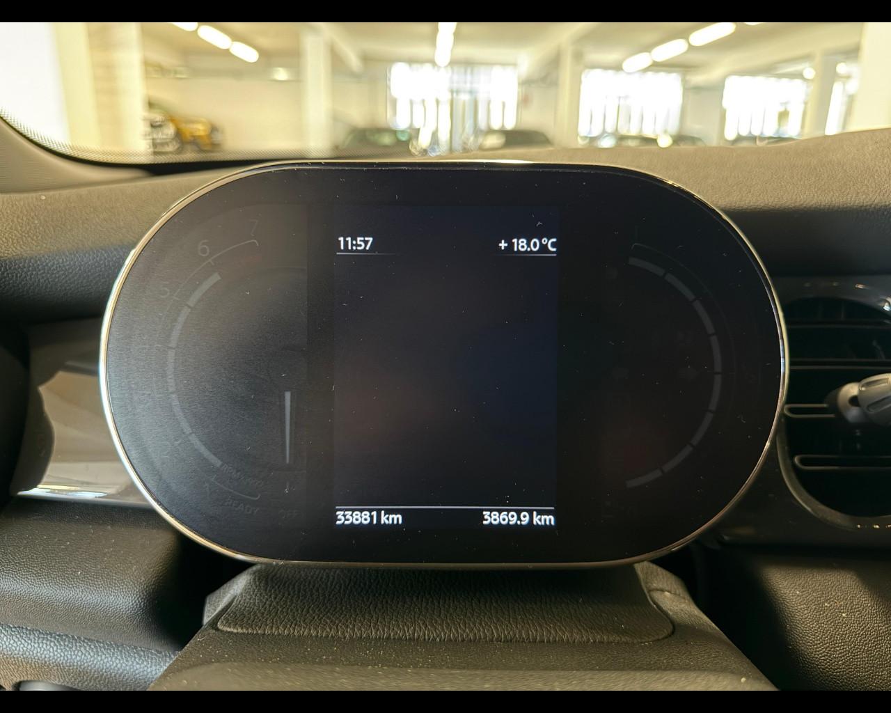 MINI Mini 4ª serie (F56) - Mini 1.5 Cooper Essential