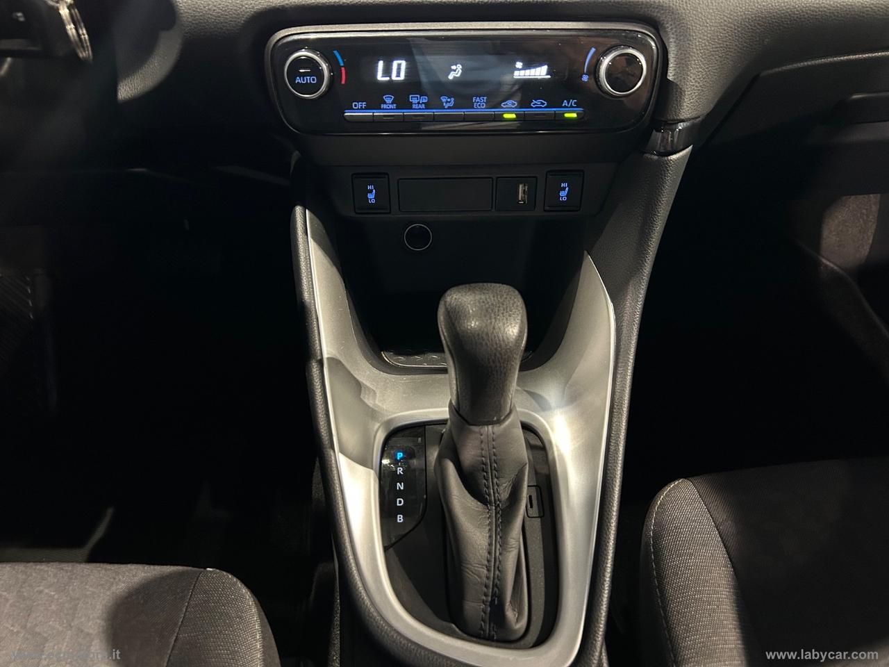 TOYOTA Yaris 1.5 Hybrid 5p. Business