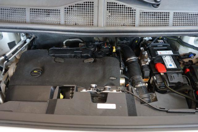 OPEL Vivaro Life 2.0 Diesel 145CV 9 Posti