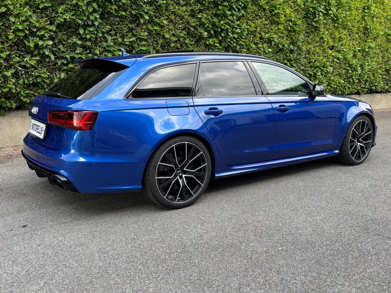 Audi RS6 RS 6 Avant 4.0 TFSI quattro tiptronic performance