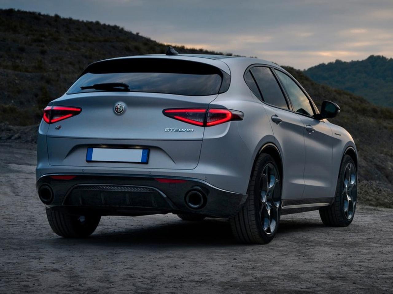 Alfa Romeo Stelvio 2.2 Turbodiesel 210 CV AT8 Q4 Sprint