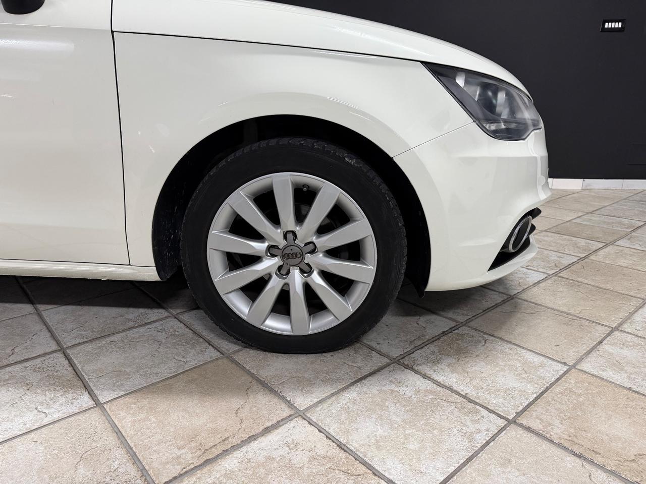 AUDI A1 1.6 TDI (90) SPB Ambition 2013