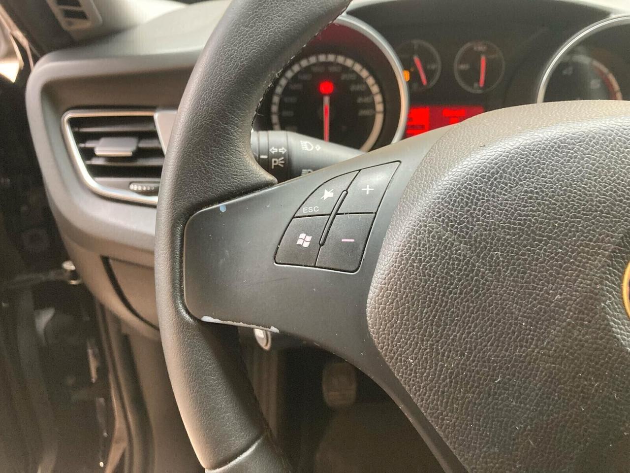 Alfa Romeo Giulietta 1.6 JTDm -X NEOPATENTATI-2012