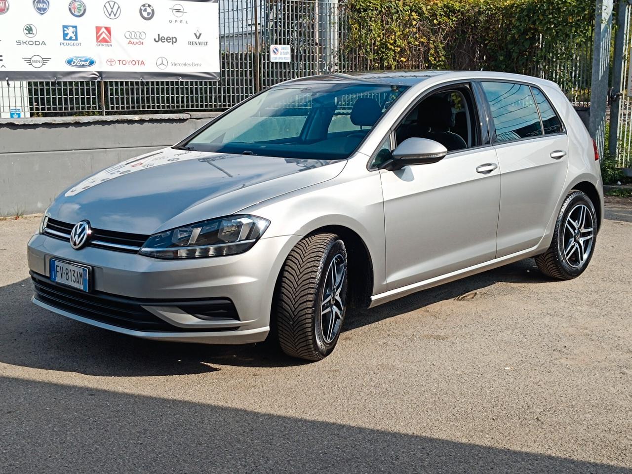 Volkswagen Golf 1.0 TSI 85 CV 5p. Trendline BlueMotion Technology