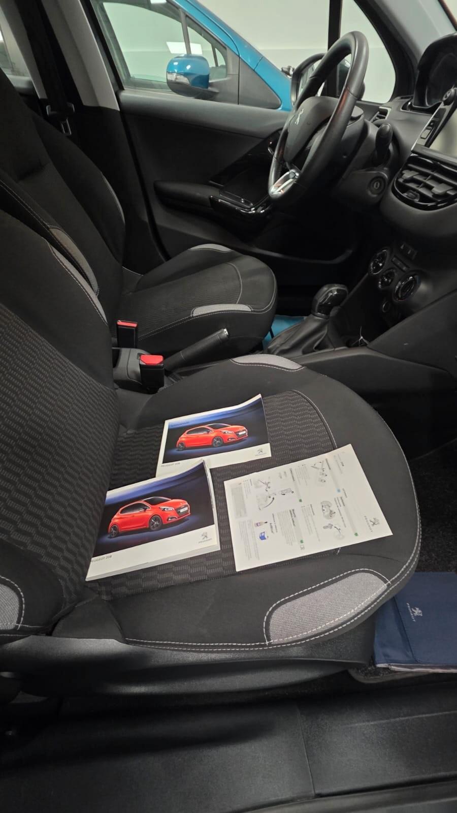 Peugeot 208 BlueHDi 75 5 porte Allure