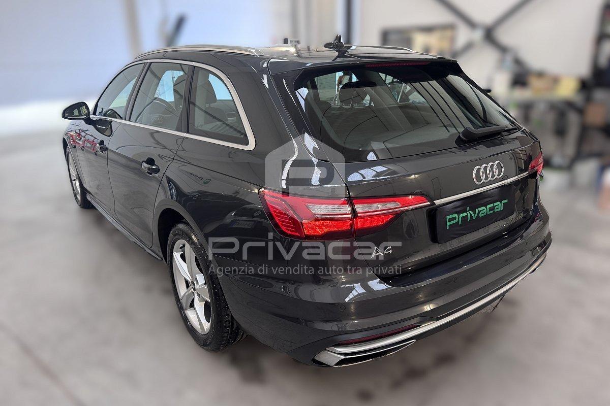 AUDI A4 Avant 30 TDI/136 CV S tronic Business Advanced