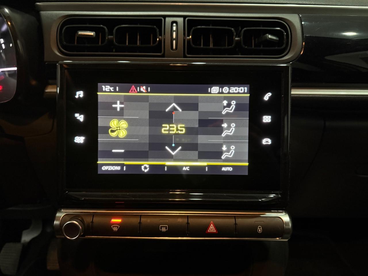 Citroen C3 BlueHDi100CV Shine AIRBUMP FULL LED2022