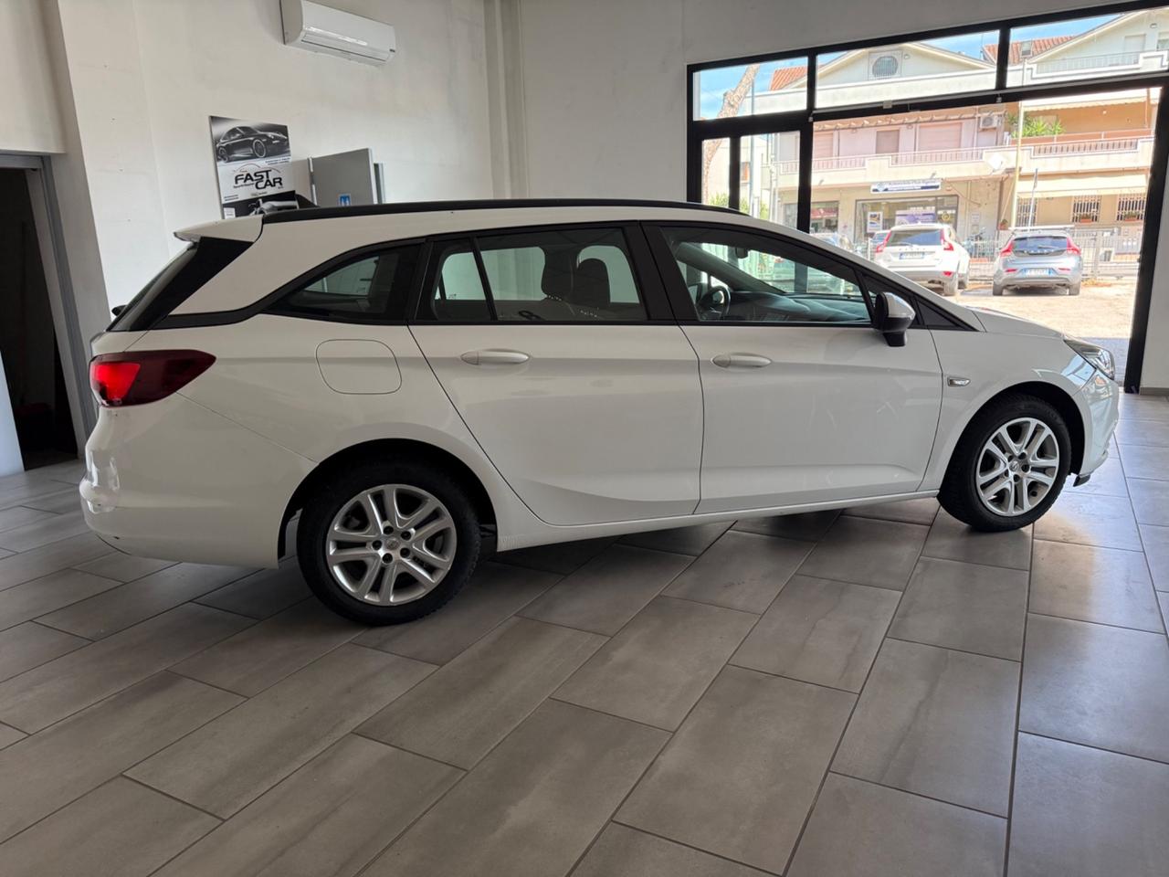 Opel Astra 1.6 CDTi 110CV Start&Stop Sports Tourer Innovation