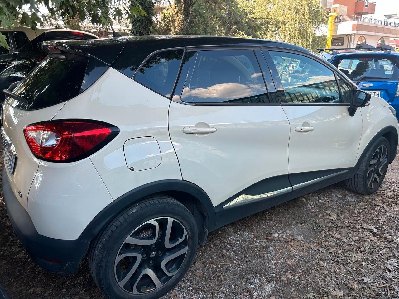 Renault Captur dCi 8V 90 CV full 2016