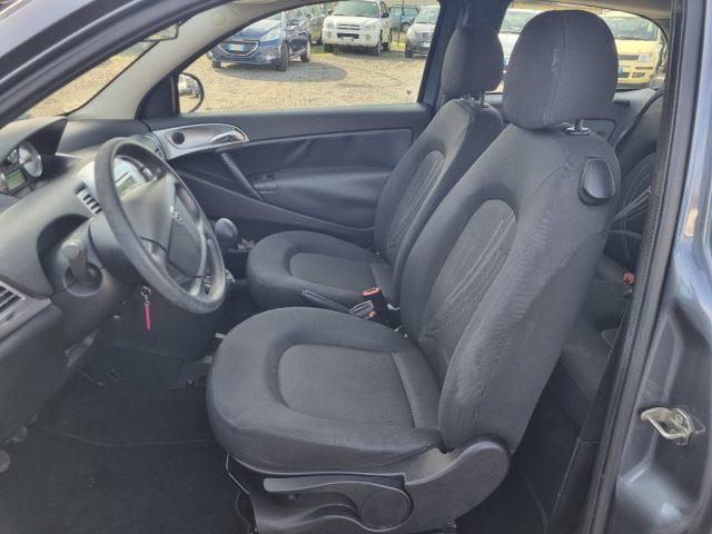 LANCIA Ypsilon 1.3 MJT 75 CV Unyca