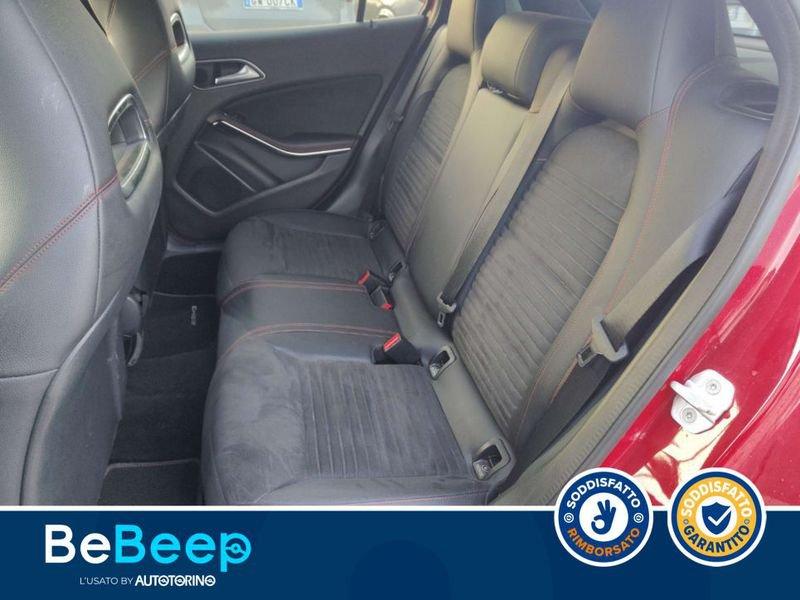 Mercedes-Benz GLA 180 D PREMIUM AUTO