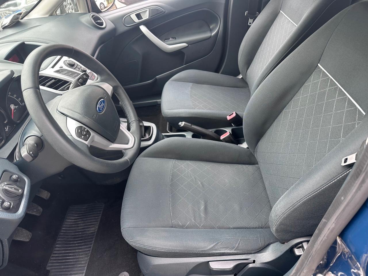 Ford Fiesta Ikon 1.2 60CV 5 porte