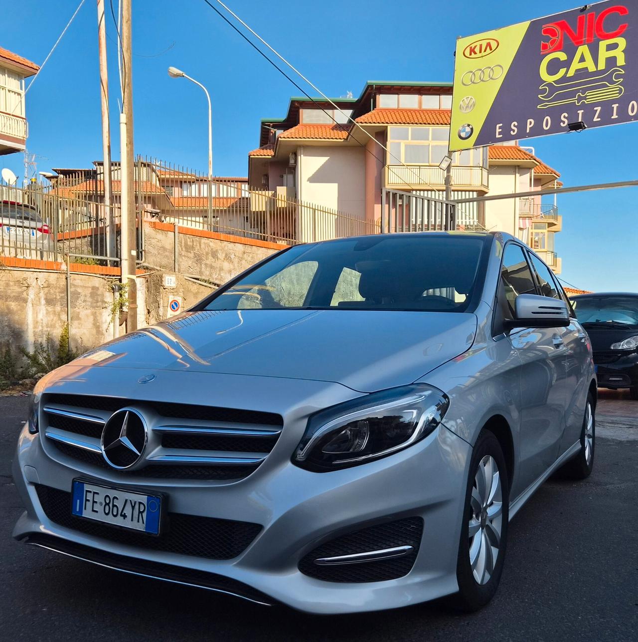 Mercedes-benz B 180 d Premium
