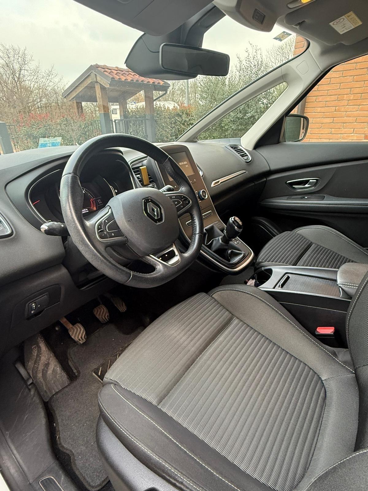 Renault Scenic Scénic Blue dCi 120 CV EDC Intens