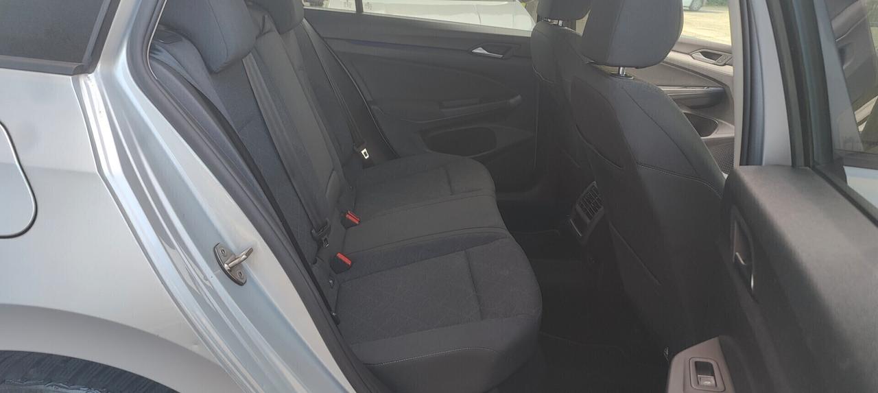 Volkswagen Golf Variant 1.5 TGI DSG Life
