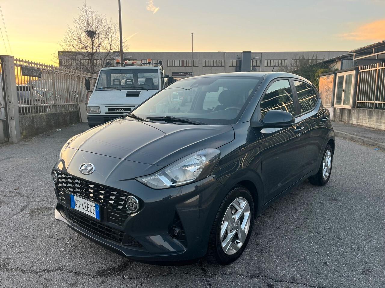 Hyundai i10 1.0 BENZ X NEOP 40.000 KM