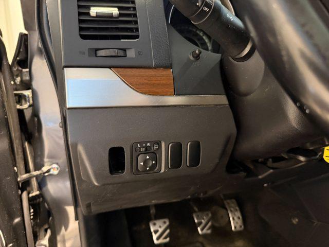 MITSUBISHI Pajero 3.2 DI-D 16V 3p. Intense DPF *NUR HÄNDLER