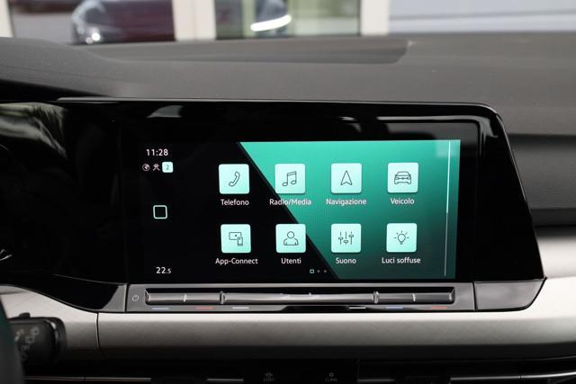 VOLKSWAGEN Golf 1.0 eTSI EVO DSG Life