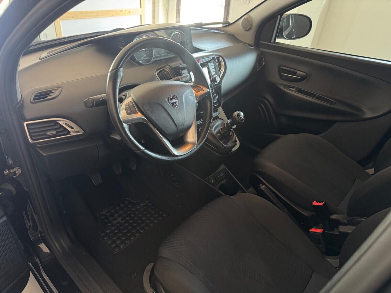 LANCIA YPSILON 1.0 FIREFLY HYBRID GOLD - 2021