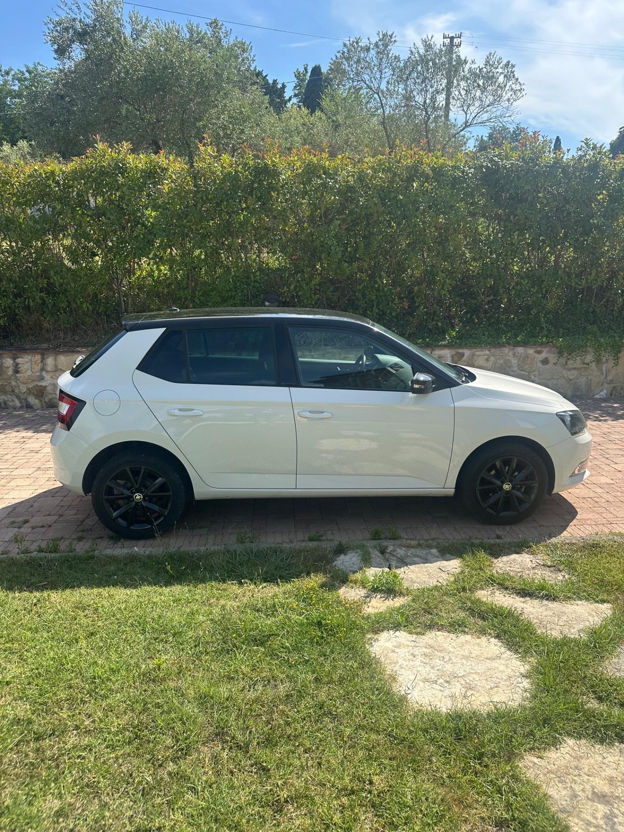 Skoda Fabia 1.0 MPI 75 CV Design Edition
