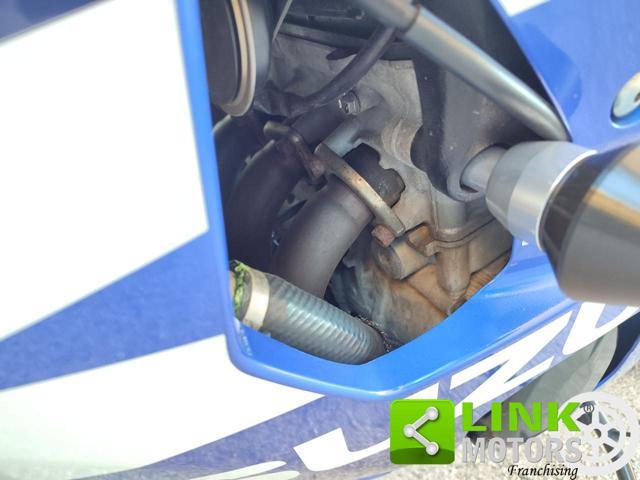 SUZUKI GSX R 600 r600