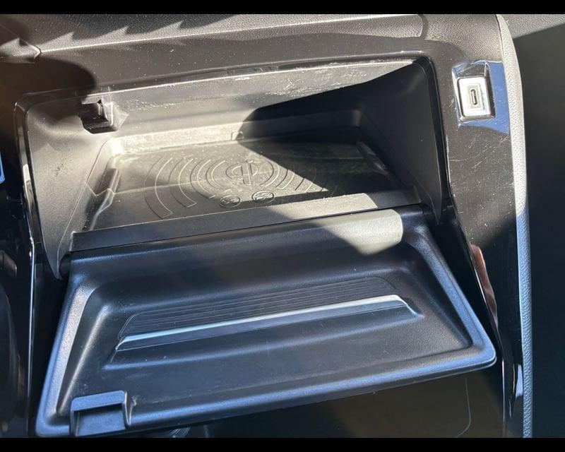 Peugeot 2008 2ª serie PureTech 130 S&S EAT8 GT