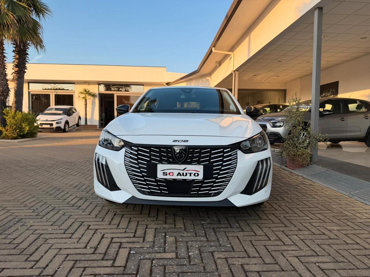 Peugeot 208 ALLURE Hybrid 100 E - DCS6