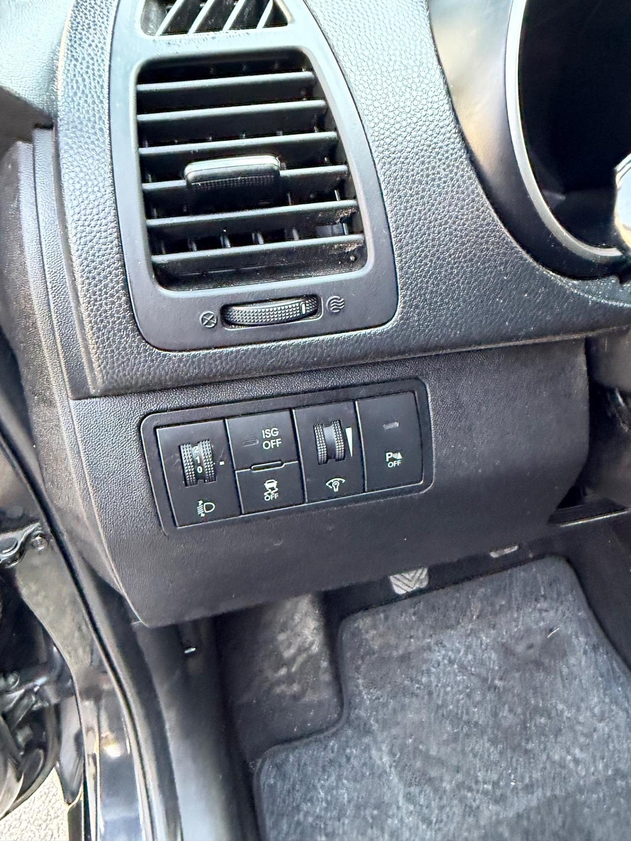 Kia Venga 1.4 CRDi 90CV Cool TETTO APRIBILE