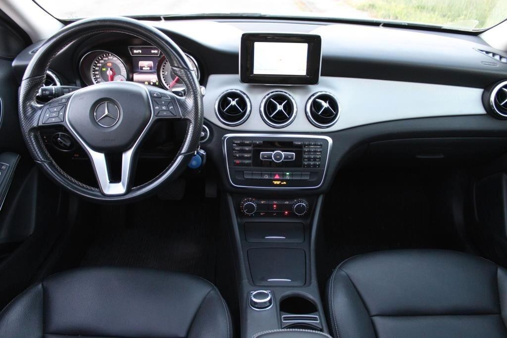 MERCEDES GLA 200 CDI *Tetto *Pelle *Camera