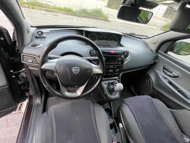 LANCIA Ypsilon 1.2 69 CV 5 porte S&S Silver