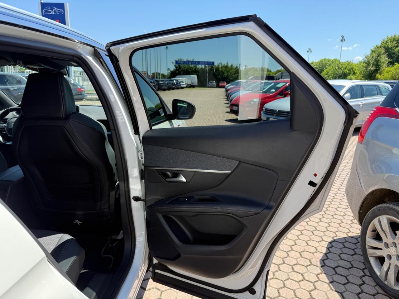 Peugeot 3008 BlueHDi 130 S&S EAT8 GT Line