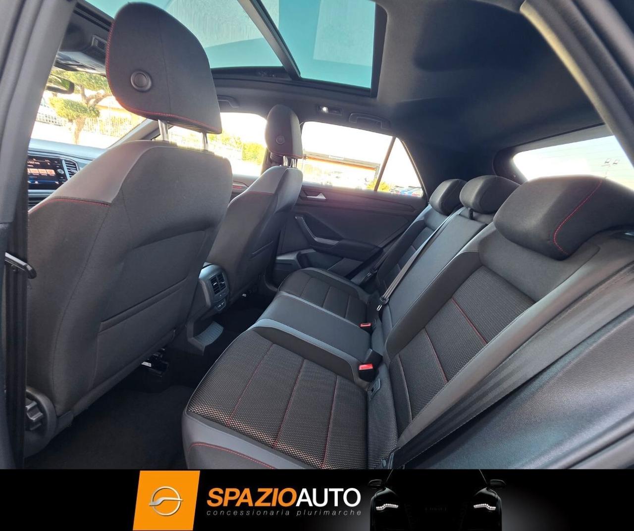 Volkswagen T-Roc 1.5 TSI 150cv ACT DSG *R-LINE* IPER FULL