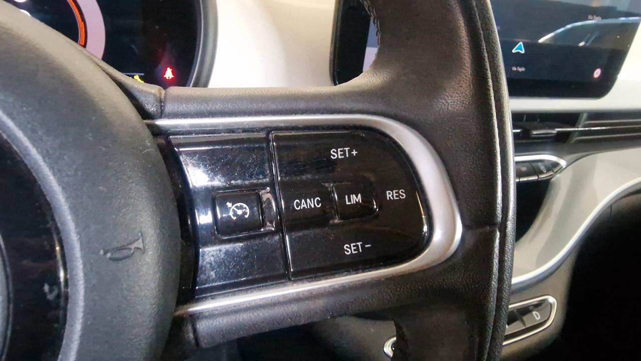 Fiat 500 500e Berlina 42 kWh La Prima