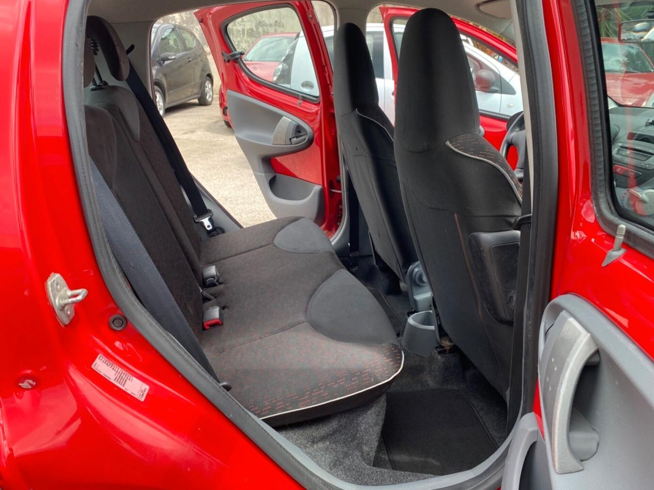 Peugeot 107 1.0 68CV 5p. Sweet Years