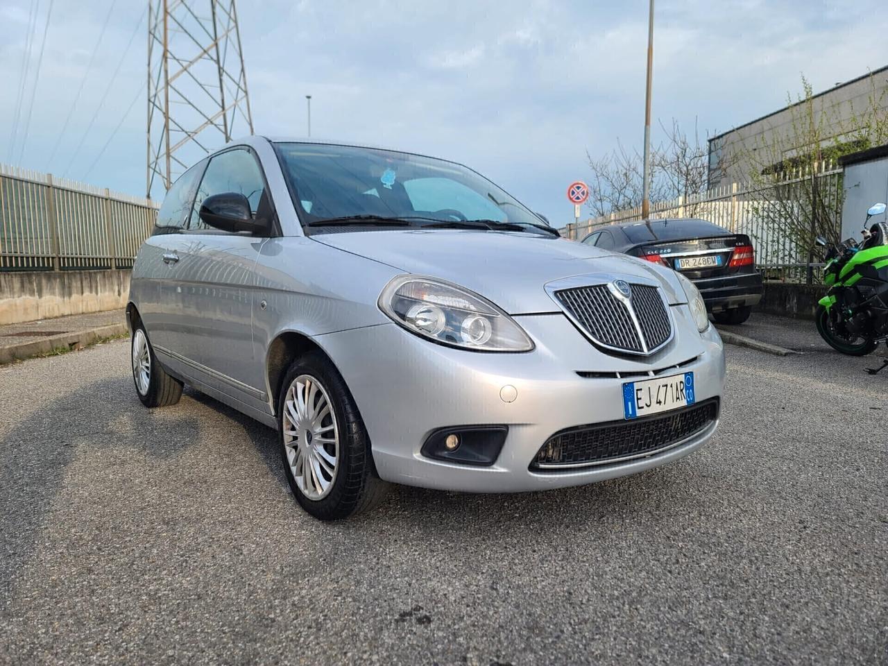 Lancia Ypsilon 1.2 69 CV Diva