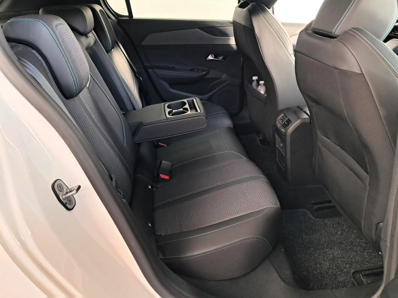 Peugeot 308 BlueHDi 130 S&S EAT8 SW Allure