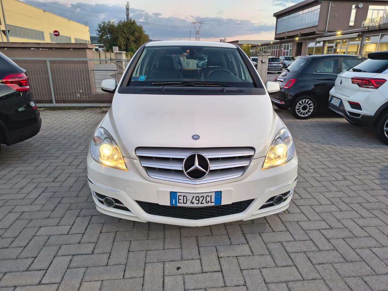 Mercedes-benz B 200 CDI 2.0 DIESEL*CAMBIO AUTOMATICO*