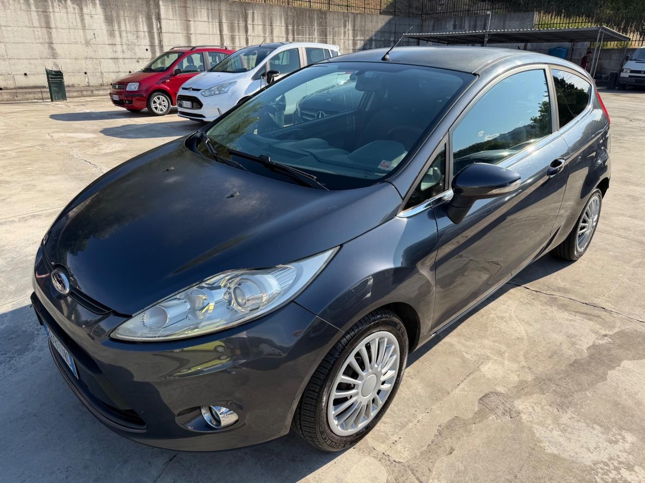 Ford Fiesta 1.4 TDCi 70CV Titanium