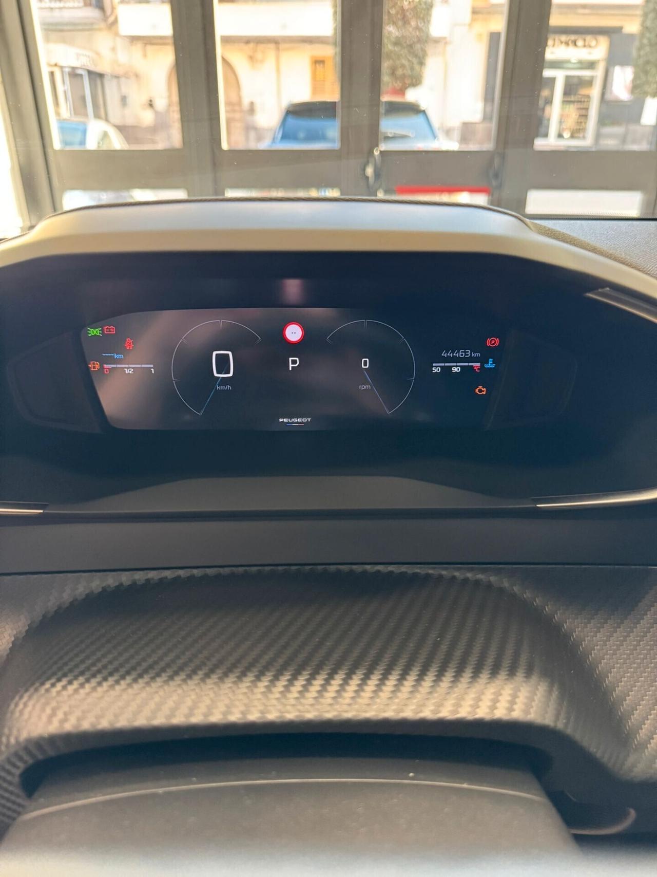 Peugeot 2008 BlueHDi 130 S&S EAT8 MOLTO BELLA