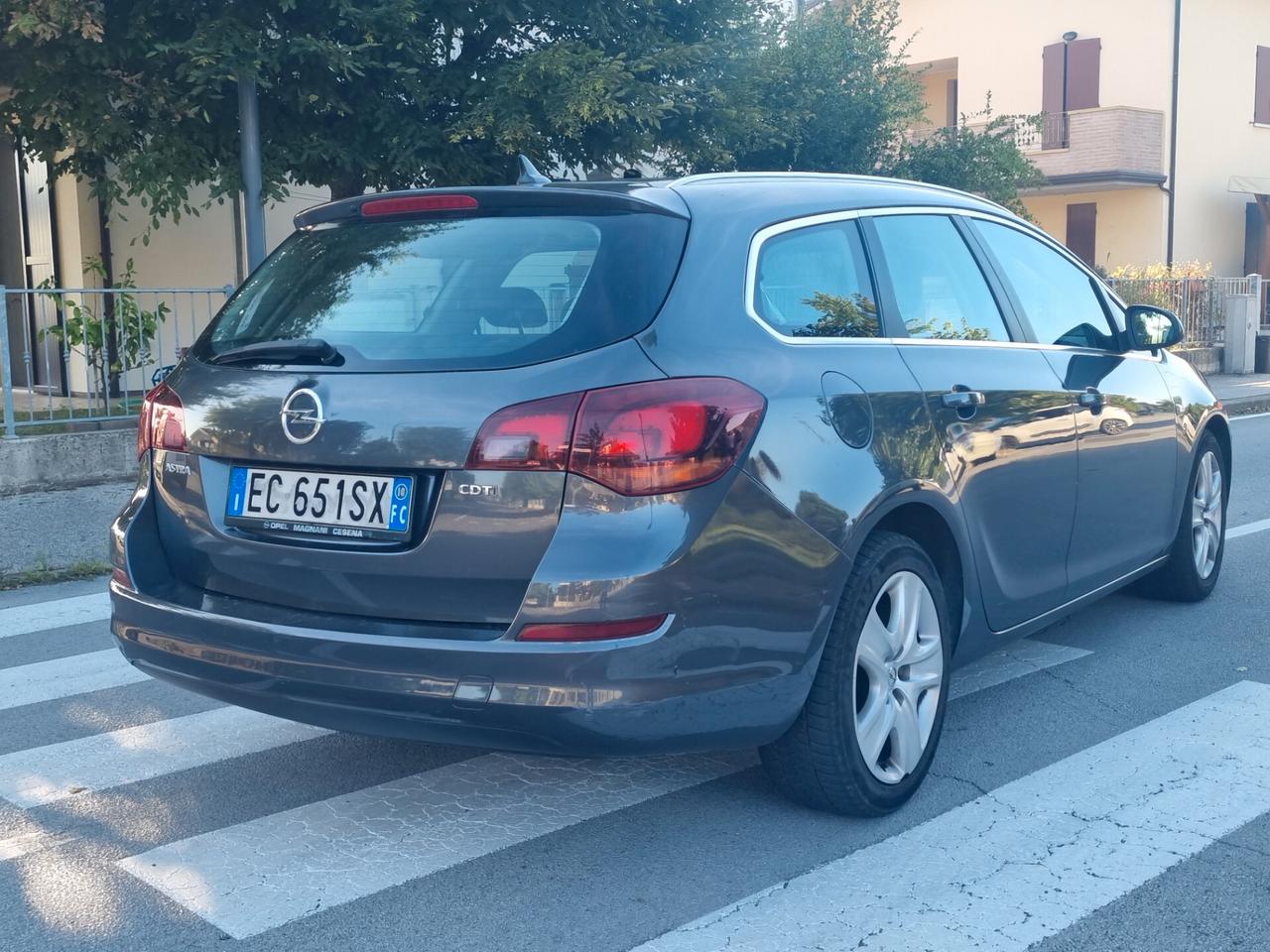 Opel Astra 1.9 CDTI 120CV Garanzia 12 mesi