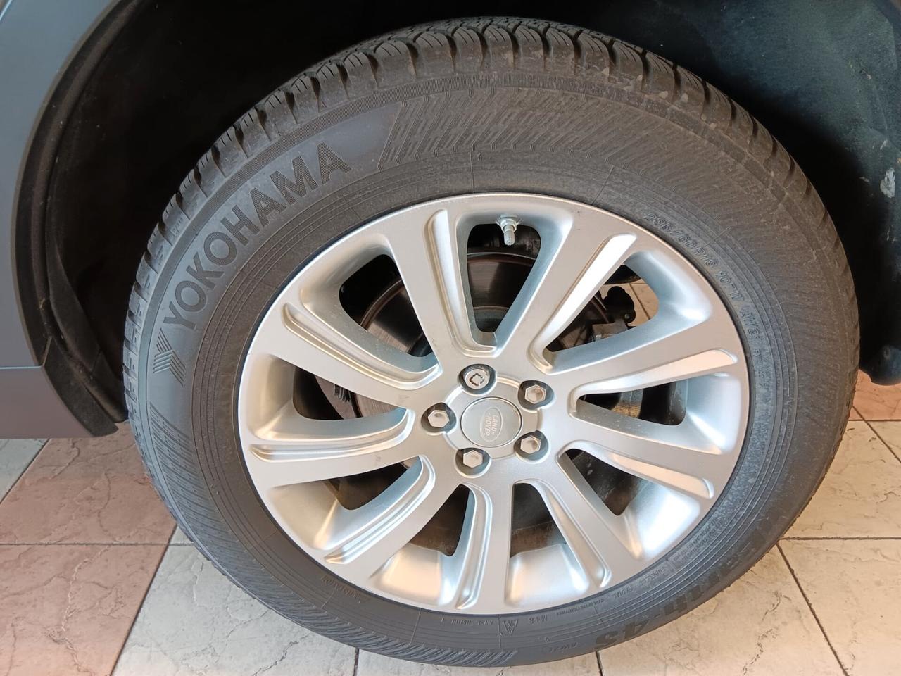 Land Rover Discovery Sport 2.0 TD4 180 CV HSE Luxury