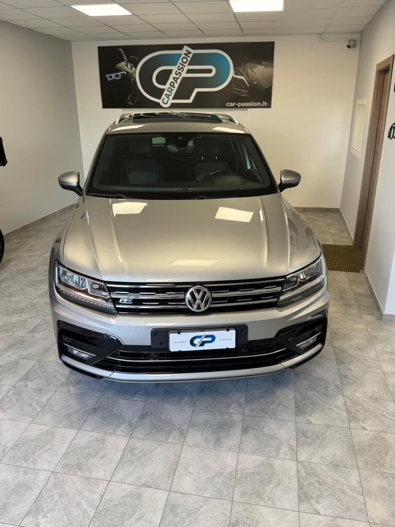 Volkswagen Tiguan R line 2.0 TDI SCR DSG BlueMotion Technology Tetto panoramico